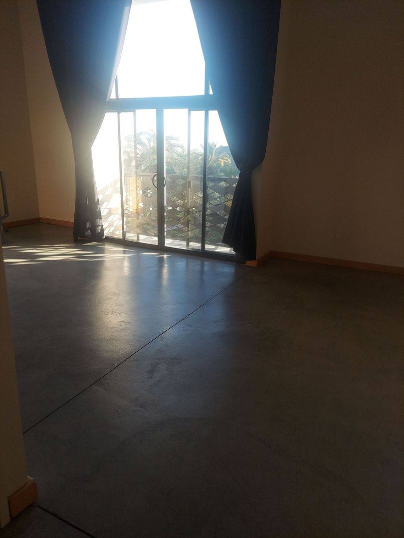 Apartment for rent at 515 W Main St, Merced, CA 95340