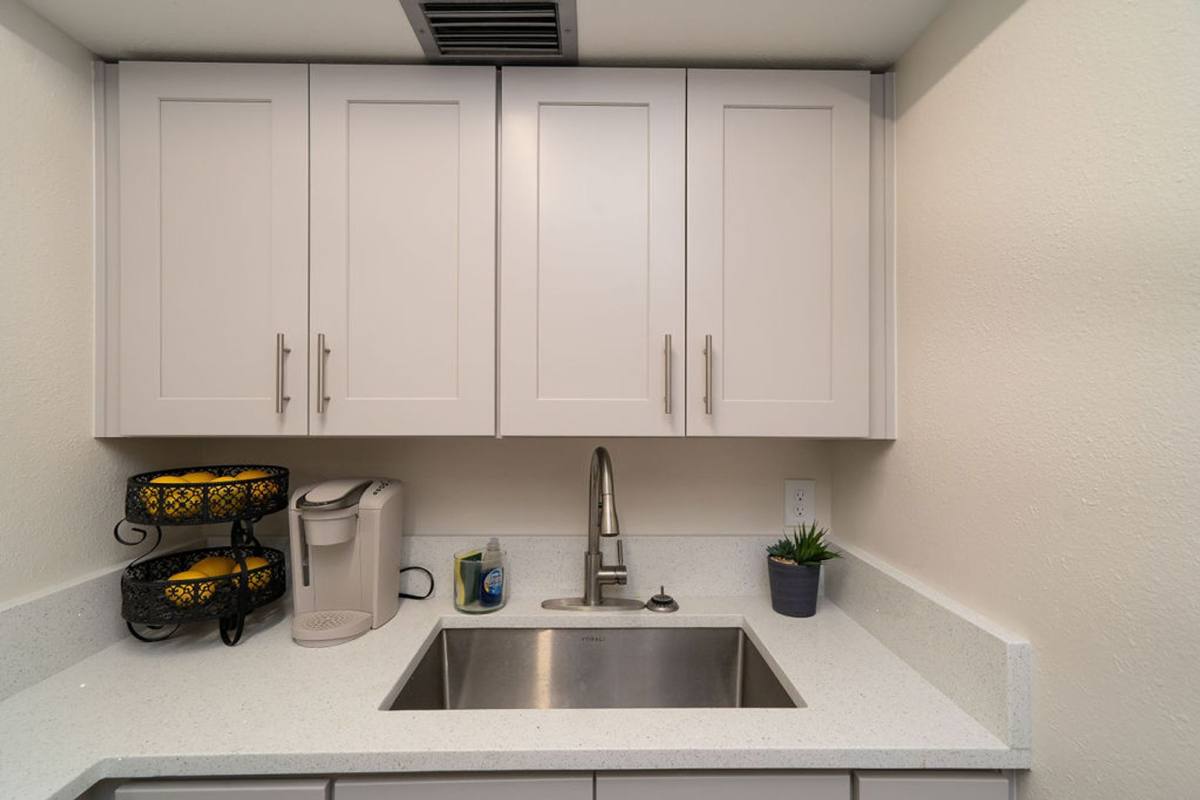 Apartment for rent at 1029 7th Ave E, Bradenton, FL 34208