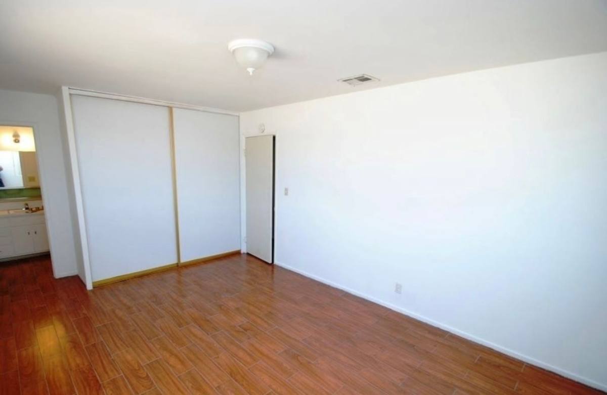 House for rent at 18515 Symeron Rd #287, Apple Valley, CA 92308