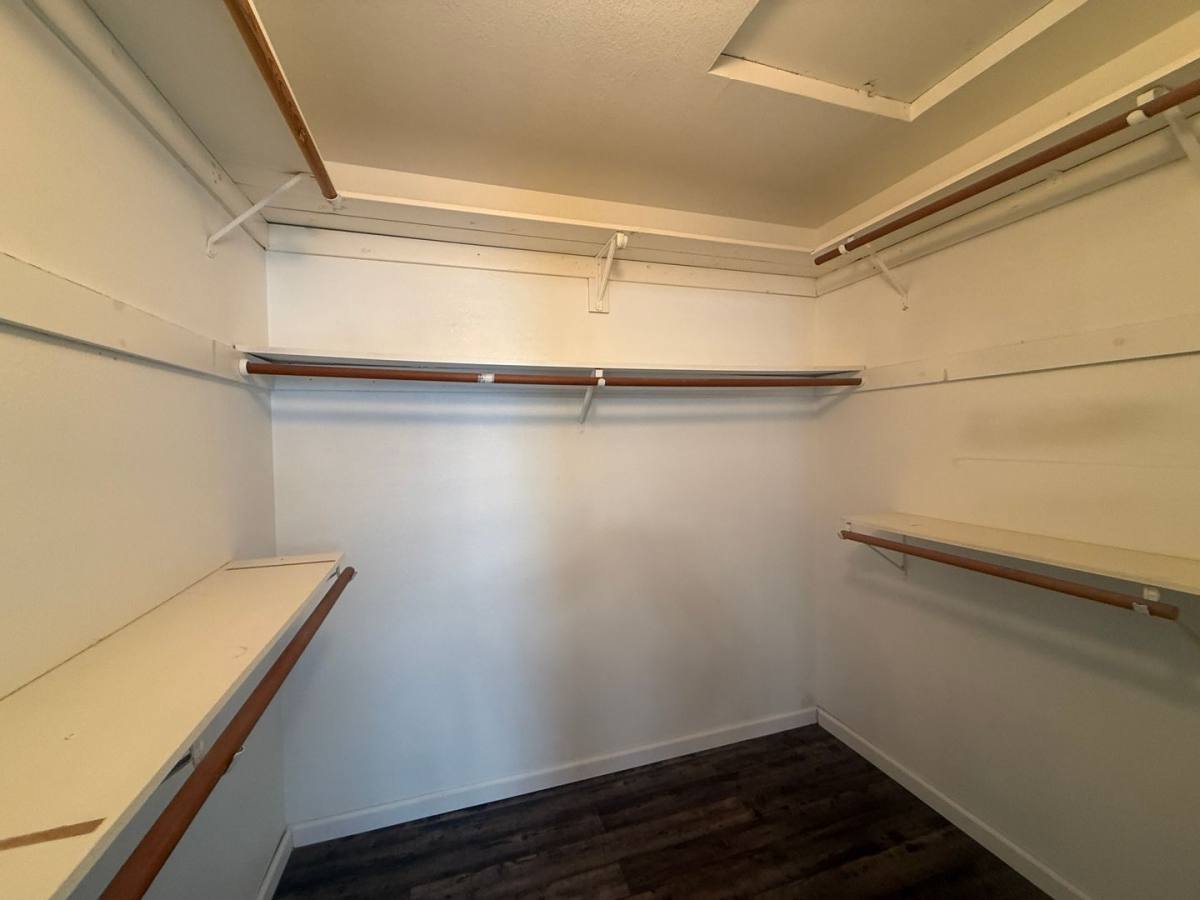 House for rent at 1105 S Jeffrey Court, Visalia, CA 93292