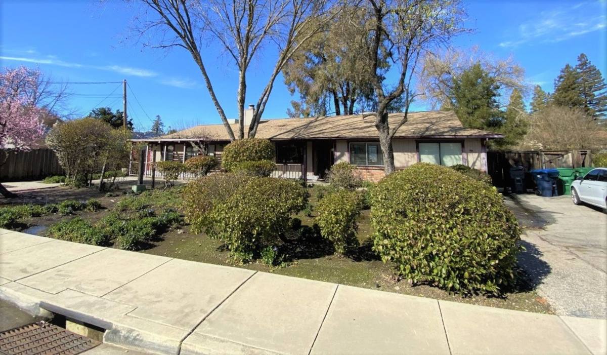 Apartment for rent at 7905 Curbaril Ave, Atascadero, CA 93422