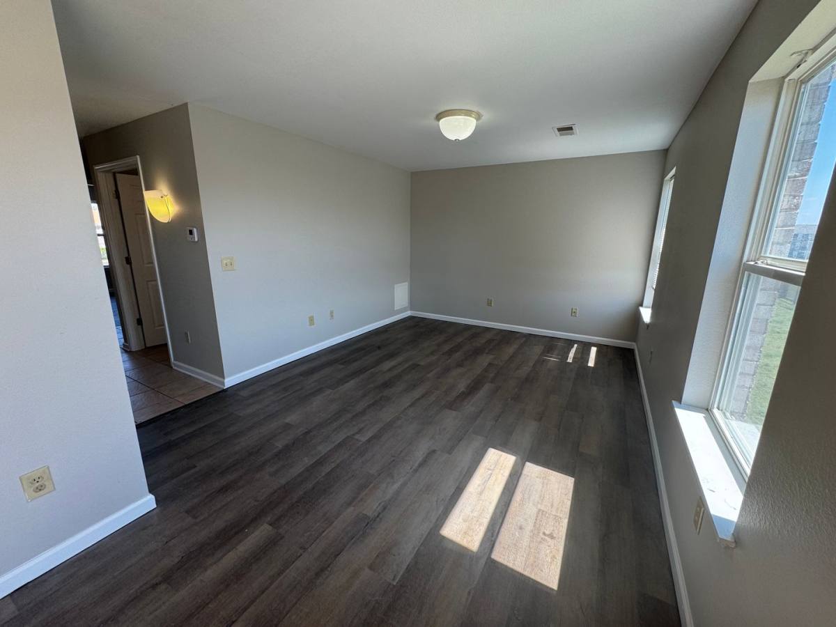 Apartment for rent at 1121 Transit Way, Murray, KY 42071