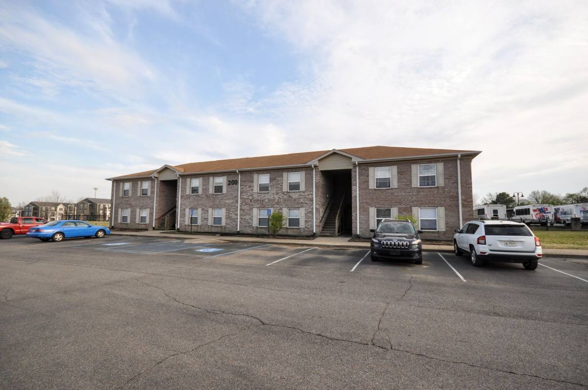 Apartment for rent at 1121 Transit Way, Murray, KY 42071