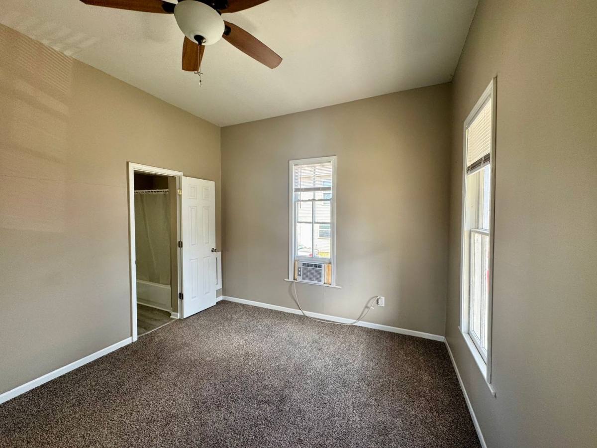 House for rent at 315 Jefferson St, Warrensburg, MO 64093