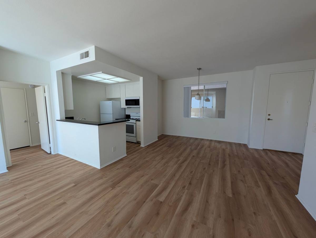 Apartment for rent at 1409 N Alta Vista Blvd, Los Angeles, CA 90046