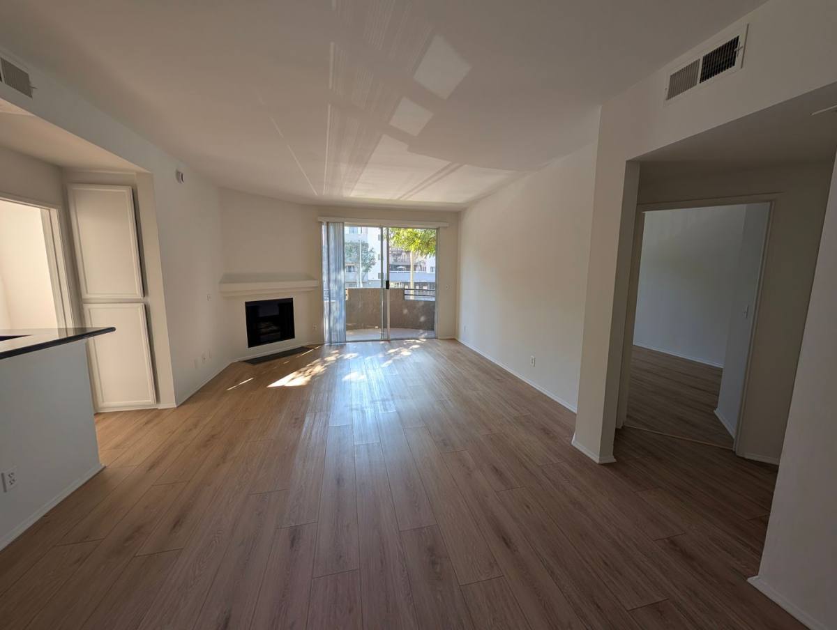 Apartment for rent at 1409 N Alta Vista Blvd, Los Angeles, CA 90046
