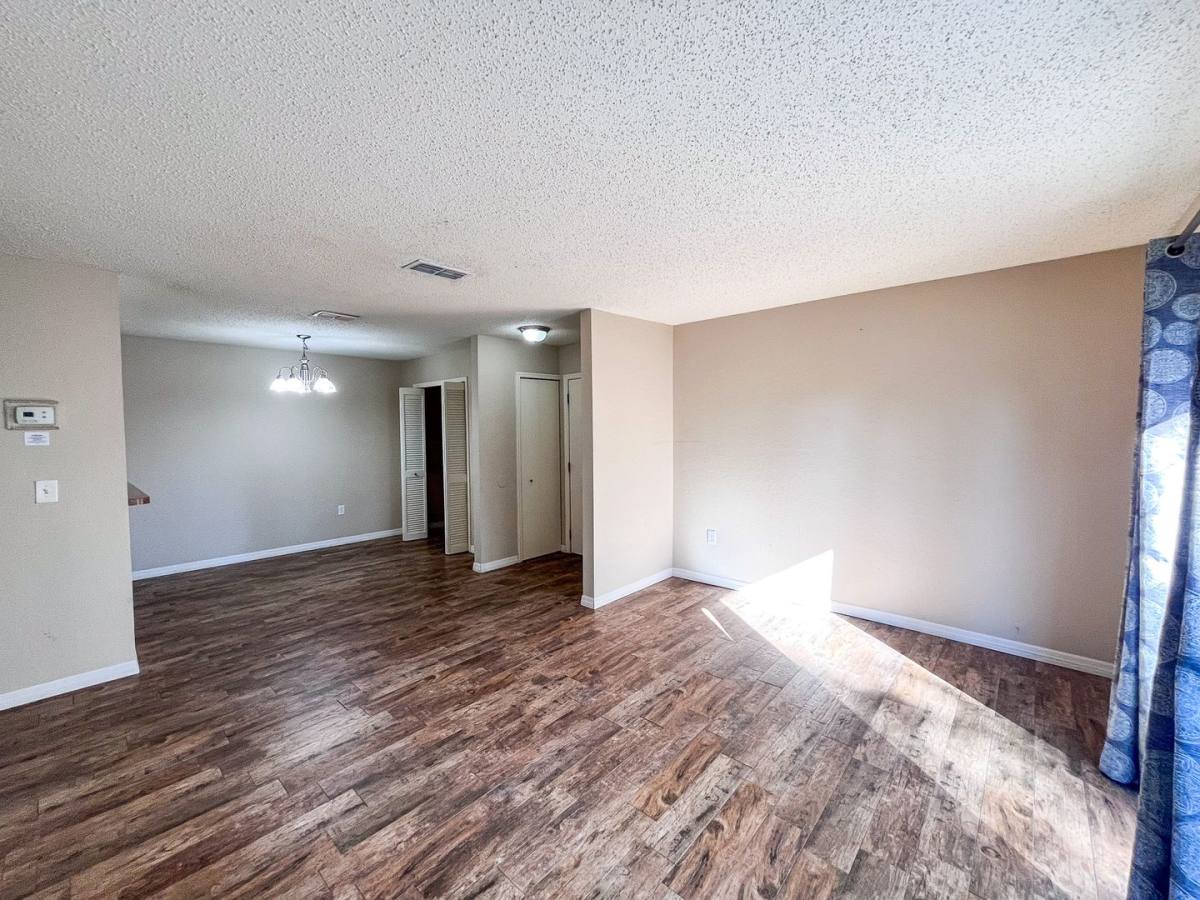 Condo for rent at 3705 SW 27th St #1118, Gainesville, FL 32608