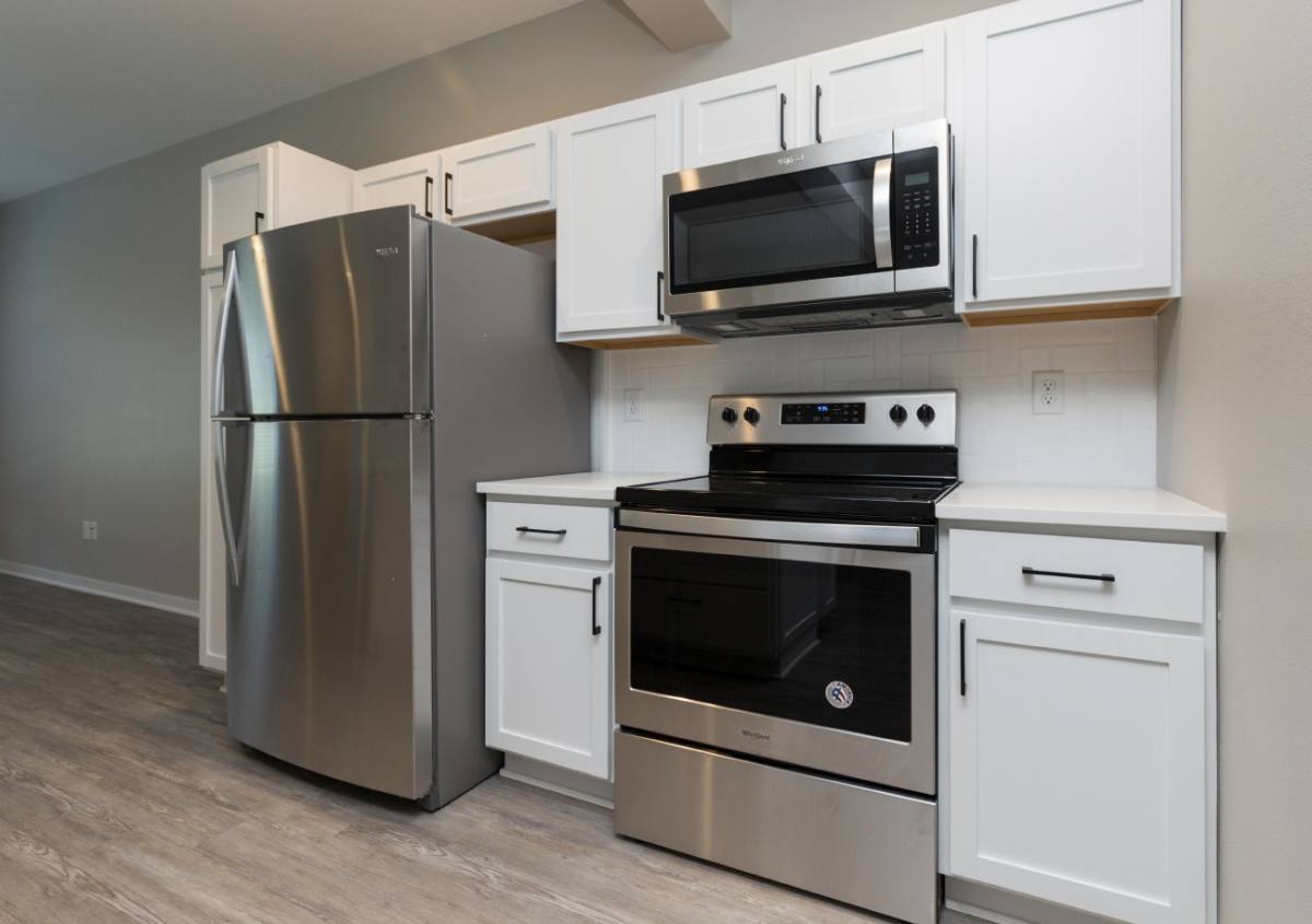 Townhouse for rent at 4525 100th St, Urbandale, IA 50322