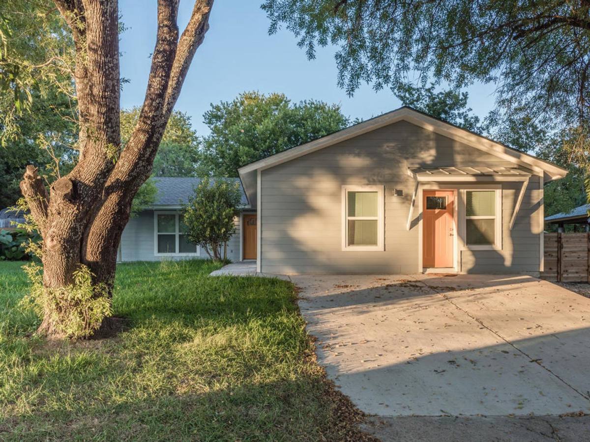 Apartment for rent at 2326 Deadwood Dr, Austin, TX 78744
