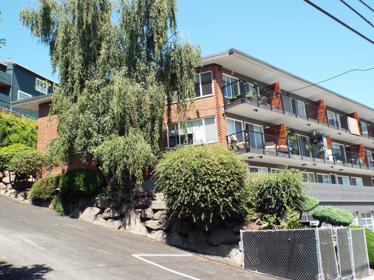 Apartment for rent at 2501 Thorndyke Ave W, Seattle, WA 98199