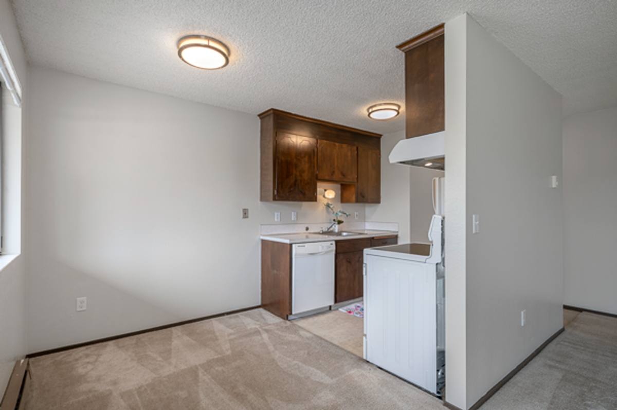 Apartment for rent at 1520 NE 143rd St, Seattle, WA 98125
