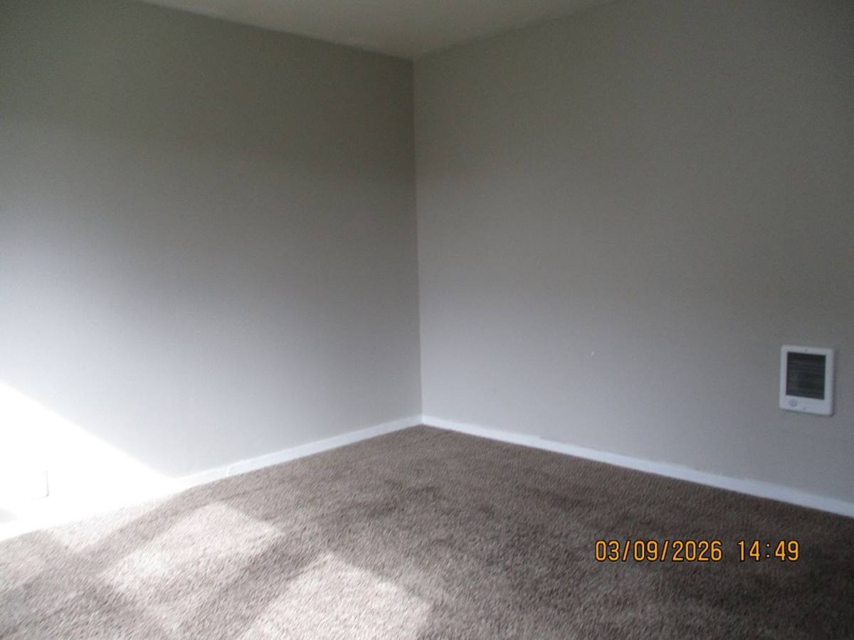 Apartment for rent at 301 W Third, Aberdeen, WA 98520