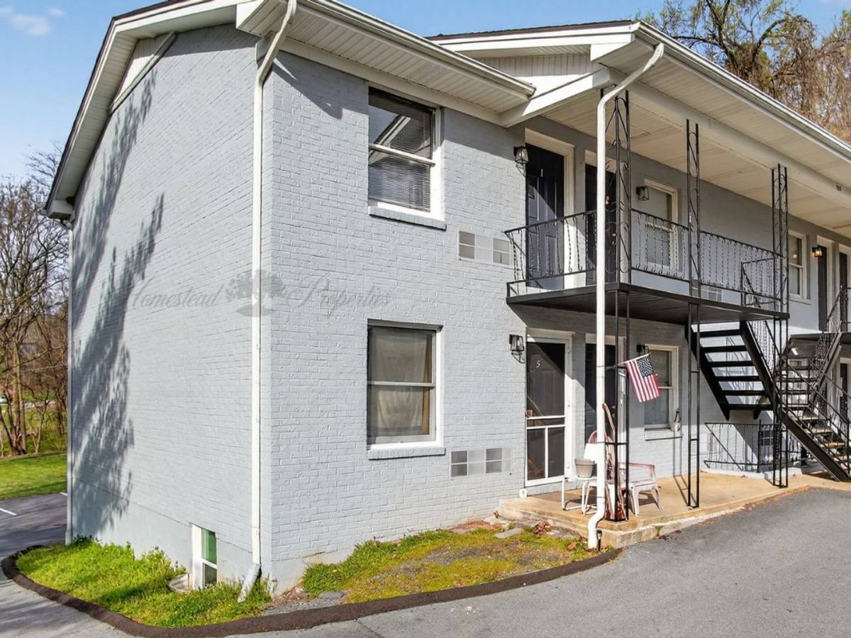 Apartment for rent at 105 Lemay Dr, Kingsport, TN 37664