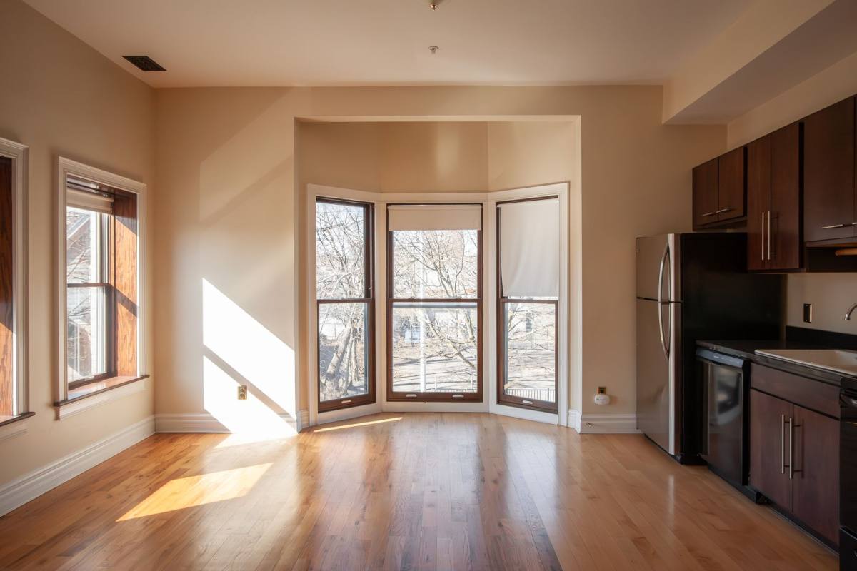 Apartment for rent at 81 Peterboro St, Detroit, MI 48201