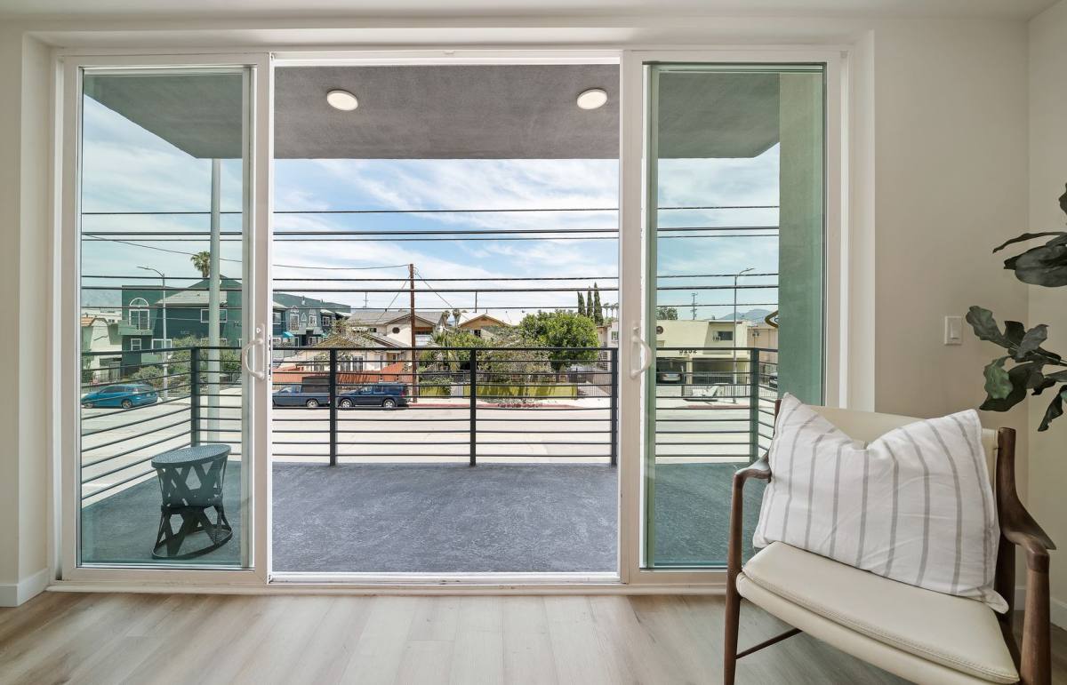 Apartment for rent at 5252 Willowcrest Ave, North Hollywood, CA 91601