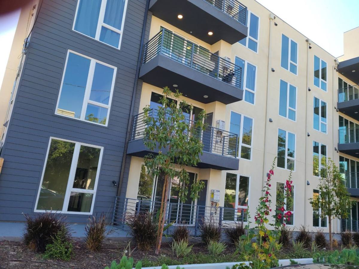 Apartment for rent at 5252 Willowcrest Ave, North Hollywood, CA 91601