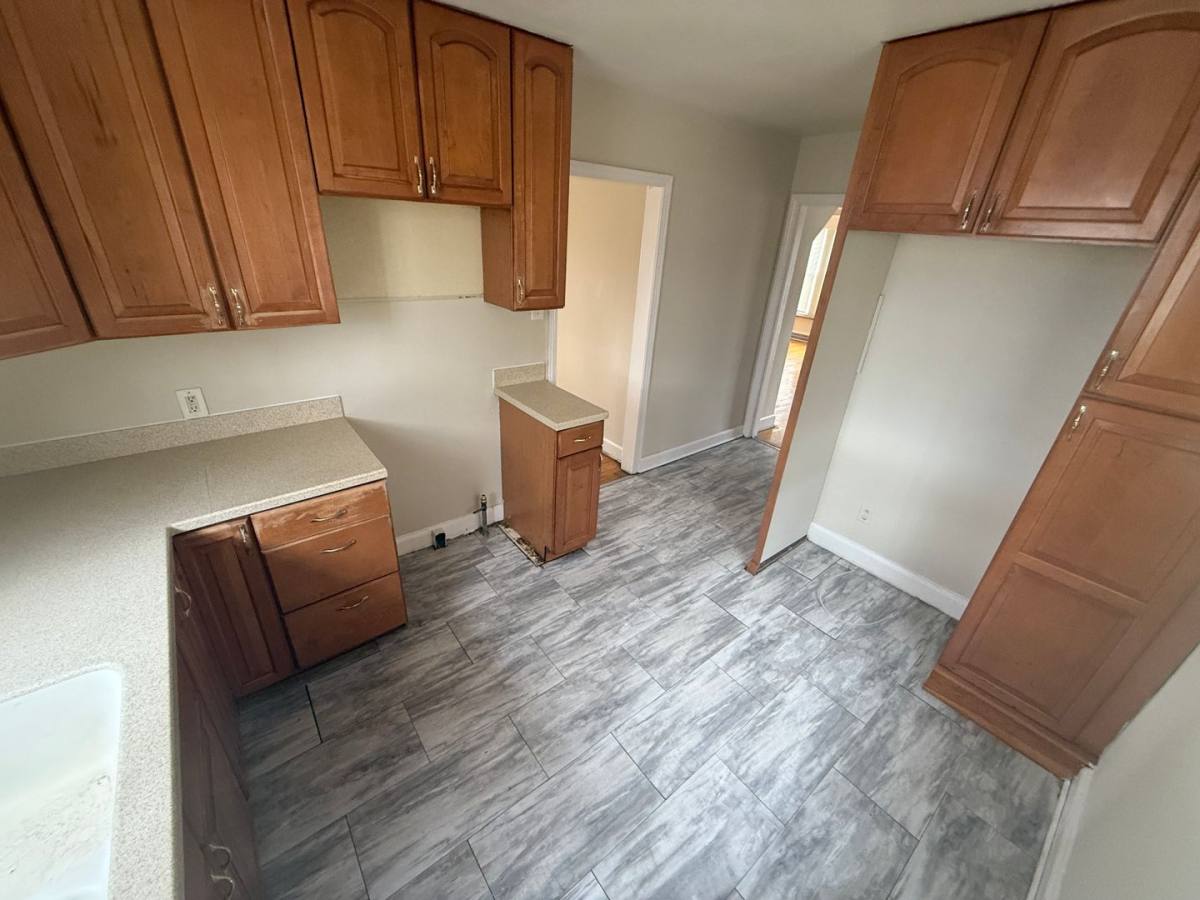 Apartment for rent at 12847 Maiden St, Detroit, MI 48213