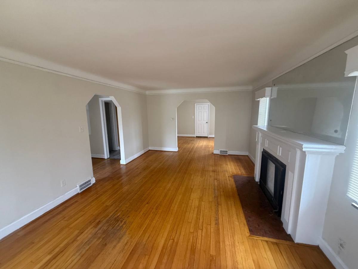 Apartment for rent at 12847 Maiden St, Detroit, MI 48213