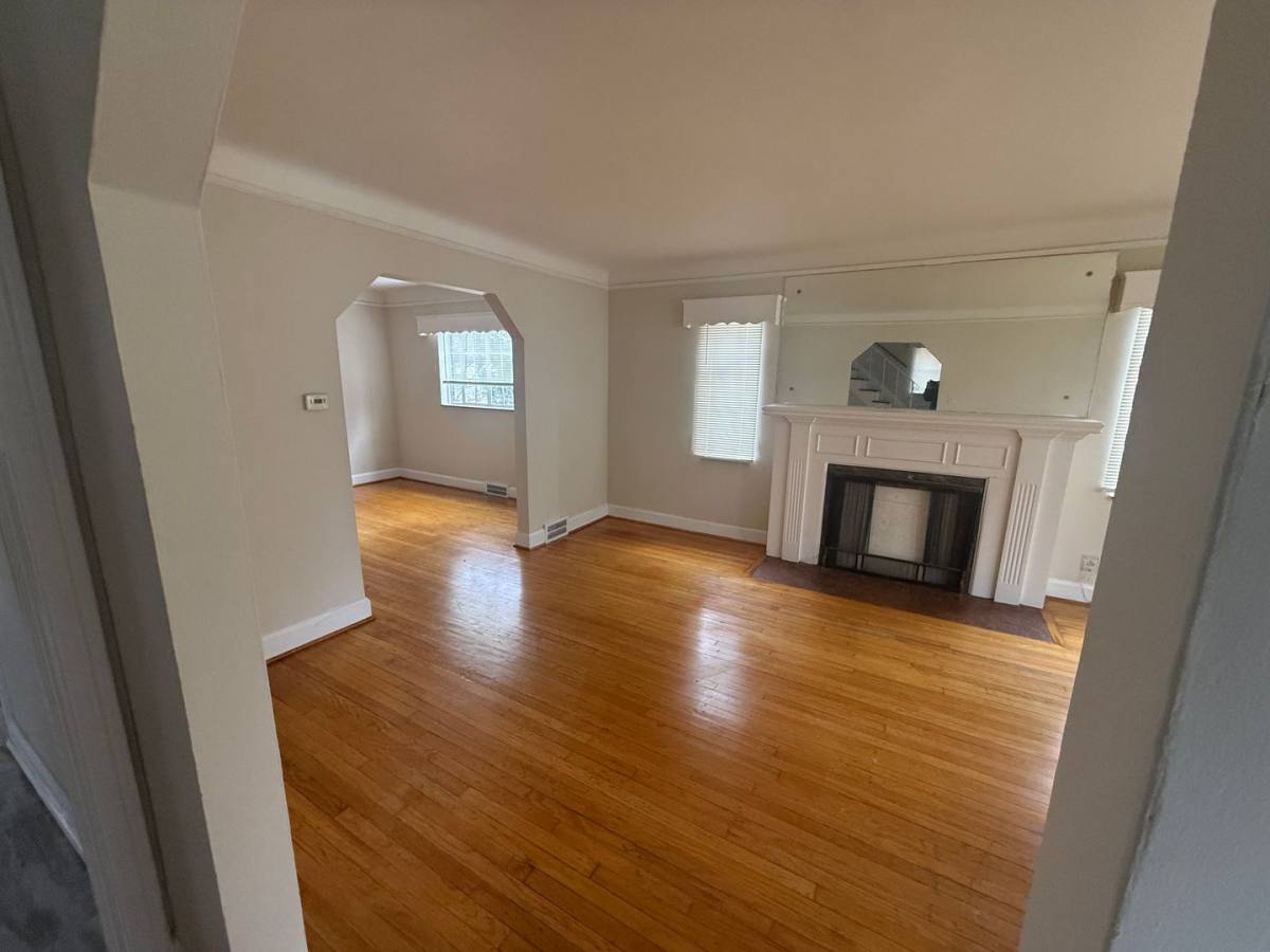 Apartment for rent at 12847 Maiden St, Detroit, MI 48213