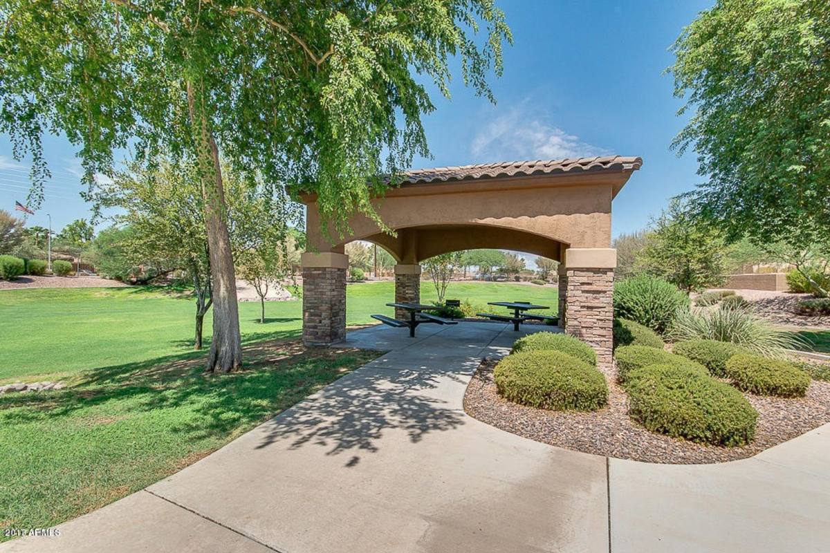 House for rent at 1765 W Pelican Dr, Chandler, AZ 85286