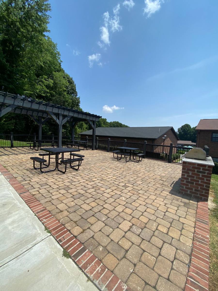 Apartment for rent at 479-B Springbrook Dr, Kernersville, NC 27284