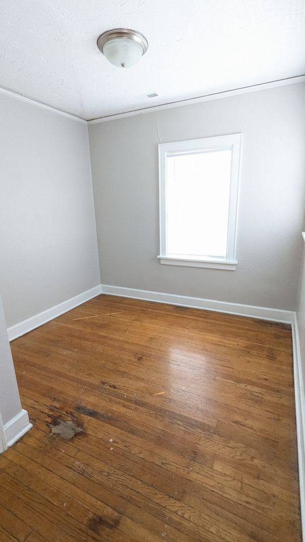 Apartment for rent at 10 N 31st St, Council Bluffs, IA 51501