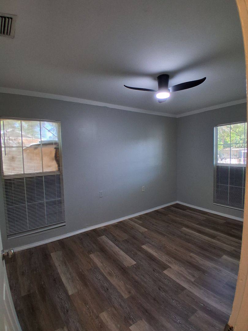 House for rent at 506 N Macdill Ave, Tampa, FL 33609