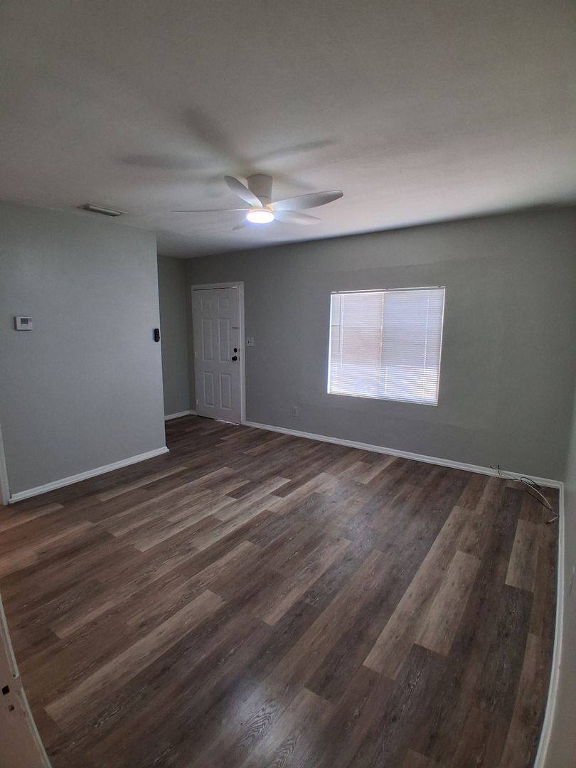 House for rent at 506 N Macdill Ave, Tampa, FL 33609