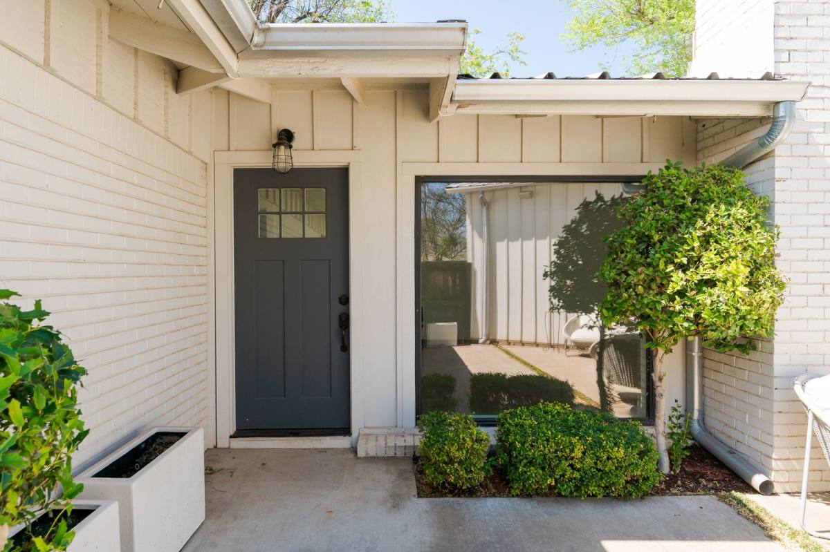House for rent at 1209 NW 63rd St, Oklahoma City, OK 73116