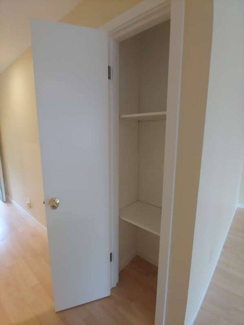 Apartment for rent at 2717 76th Ave SE, Mercer Island, WA 98040