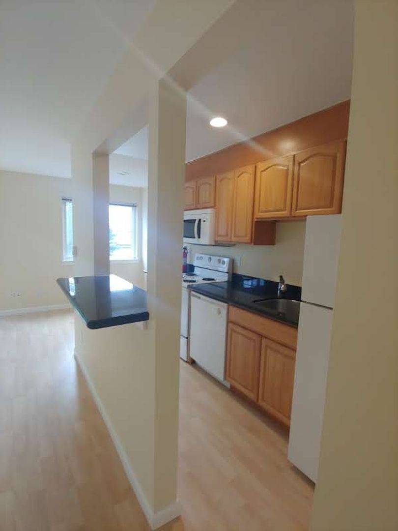 Apartment for rent at 2717 76th Ave SE, Mercer Island, WA 98040