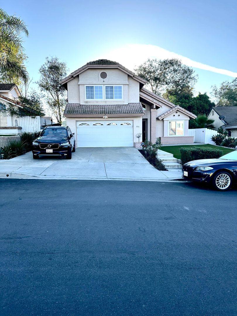 House for rent at 833 Joanna Dr, San Diego, CA 92114