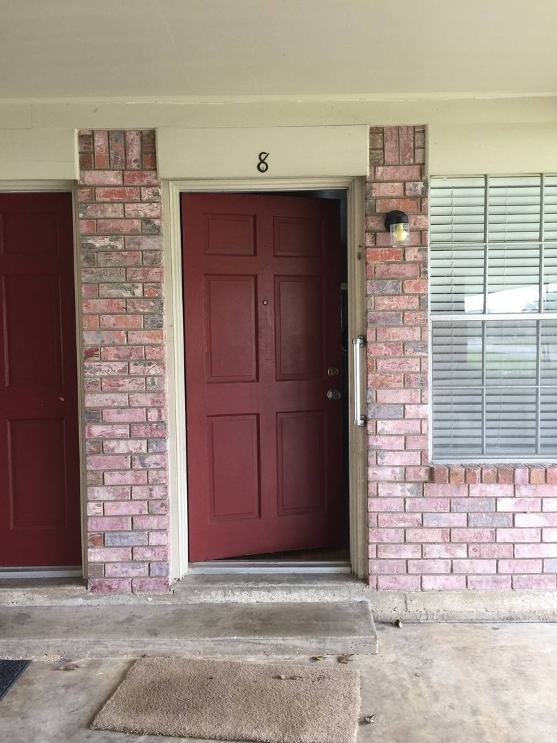 Apartment for rent at 1235 11th St, Hempstead, TX 77445