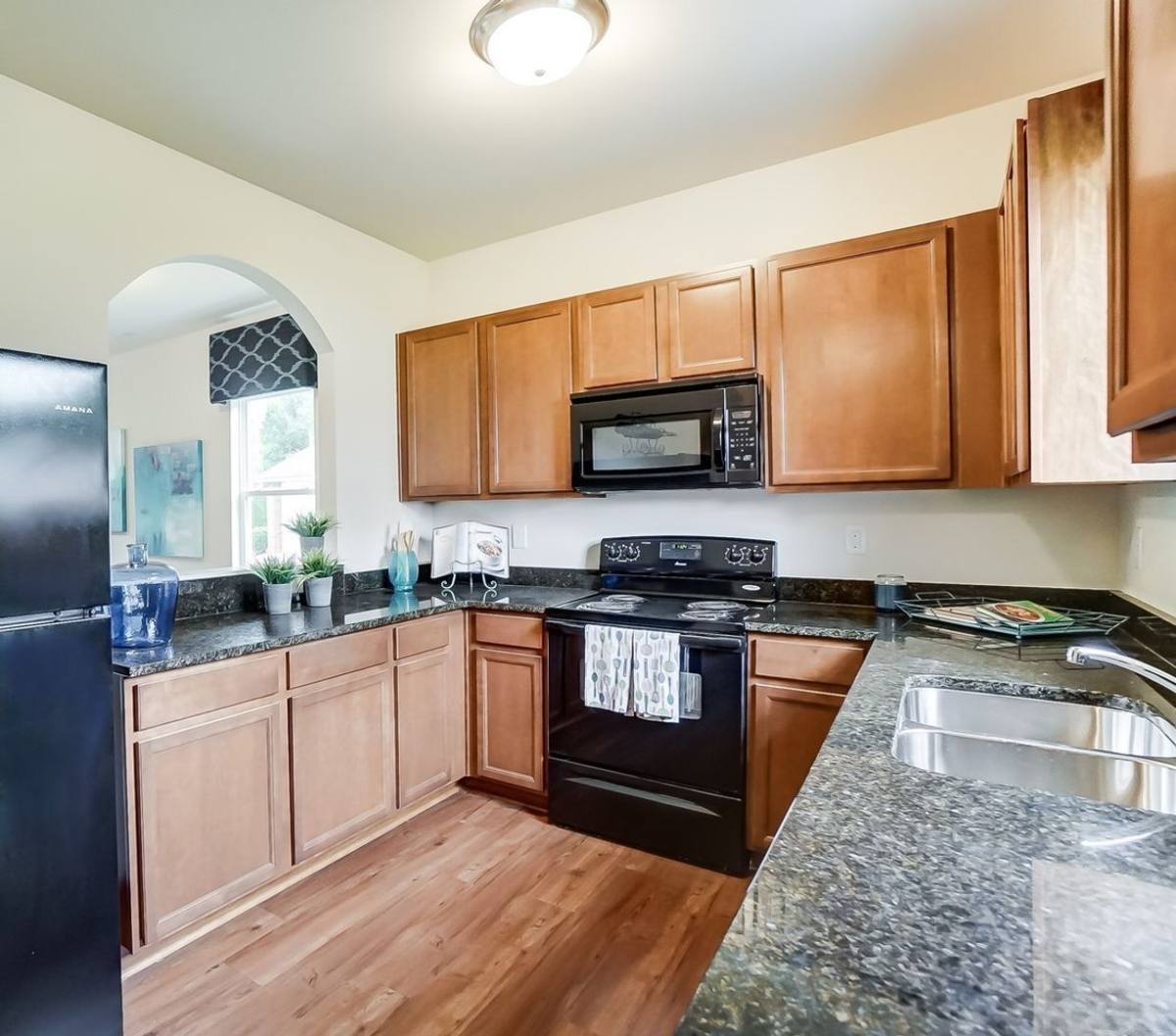 Townhouse for rent at 2093 Hoffman Rd, Gastonia, NC 28054