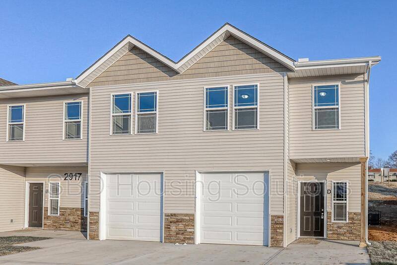 2917 S Harvard Ave #A, Independence, MO 64052