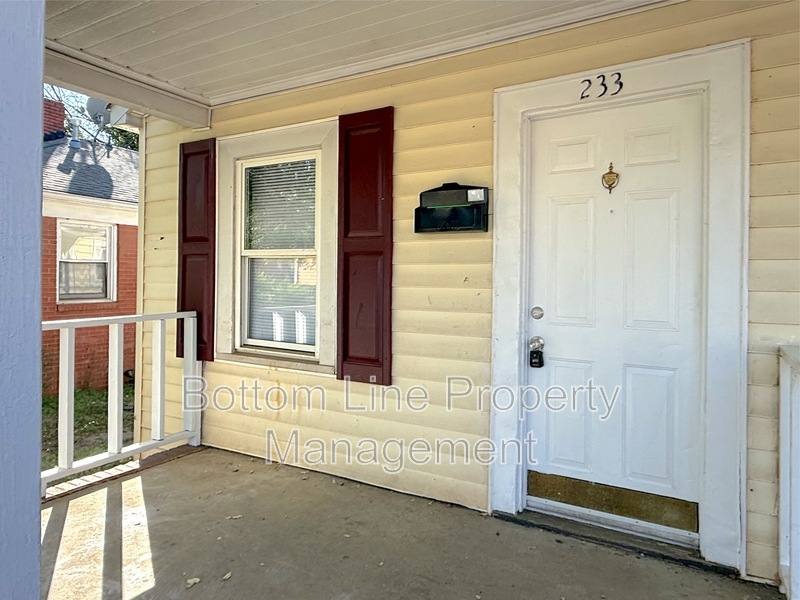 Apartment for rent at 233 Orange St, Charlotte, NC 28205