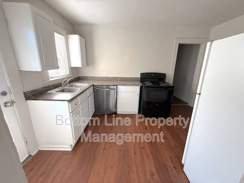 Apartment for rent at 233 Orange St, Charlotte, NC 28205
