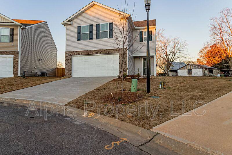 House for rent at 1210 Murdock Circle, Greer, SC 29651
