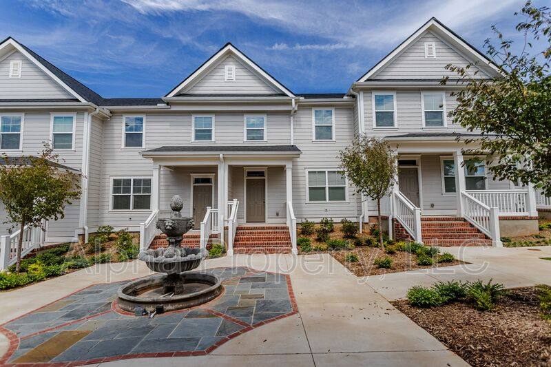 Townhouse for rent at 14 Alderly Way, Travelers Rest, SC 29690