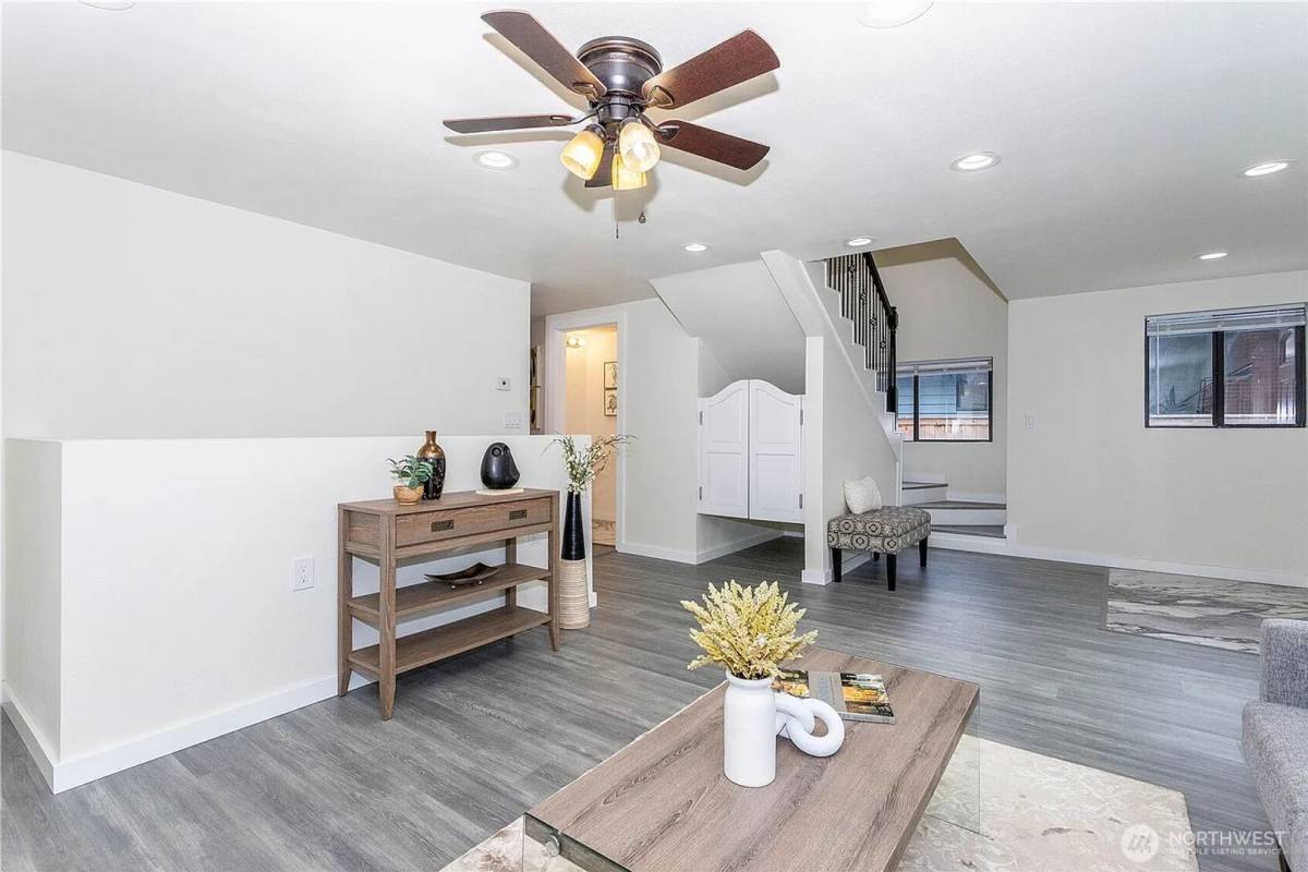 House for rent at 2644 SW 112th St, Seattle, WA 98146