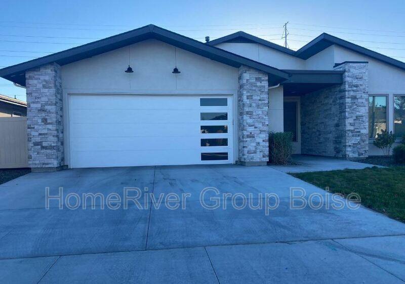 House for rent at 2294 S Steichen Way, Meridian, ID 83642