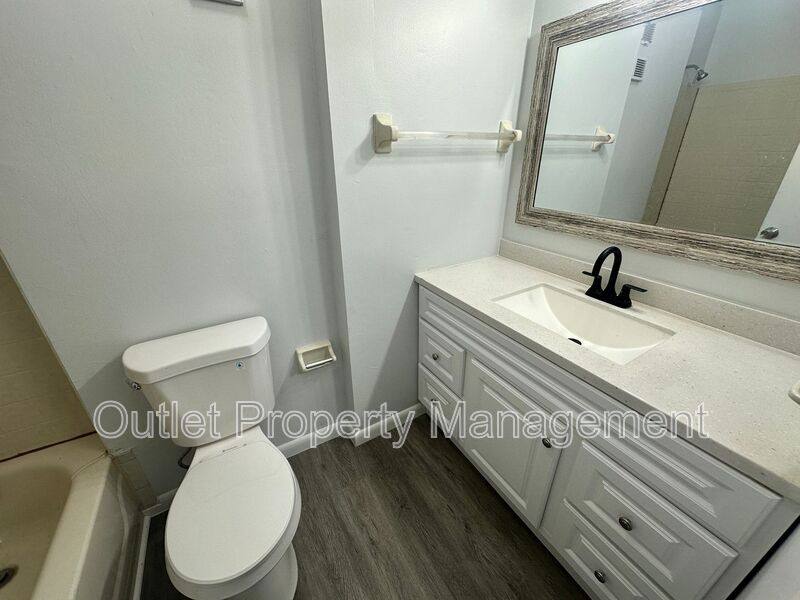 Townhouse for rent at 12034 Tift Circle #12038TIF, Orlando, FL 32826