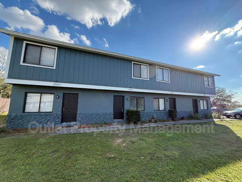Townhouse for rent at 12034 Tift Circle #12038TIF, Orlando, FL 32826