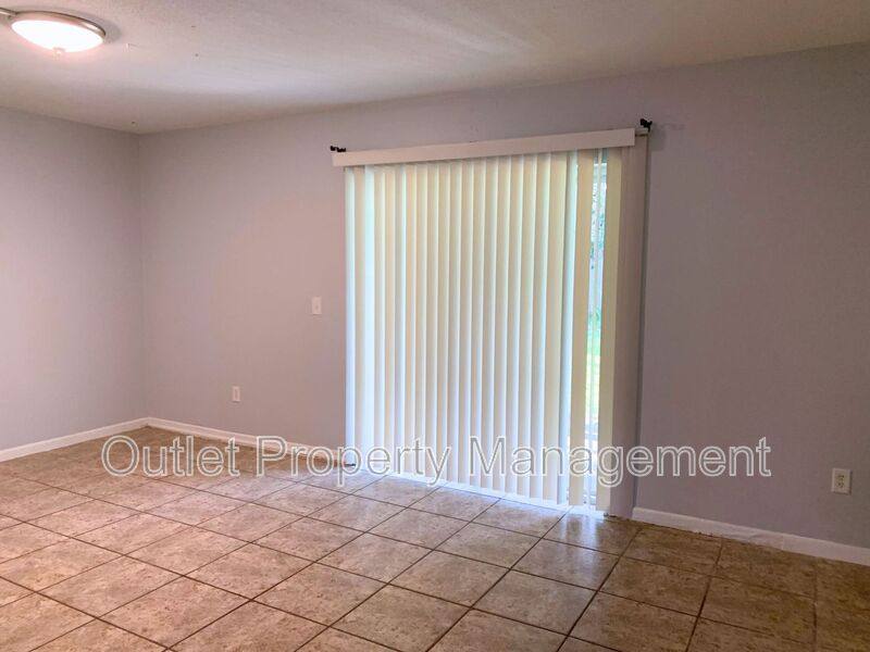 Condo for rent at 5885 Dahlia Dr #113, Orlando, FL 32807
