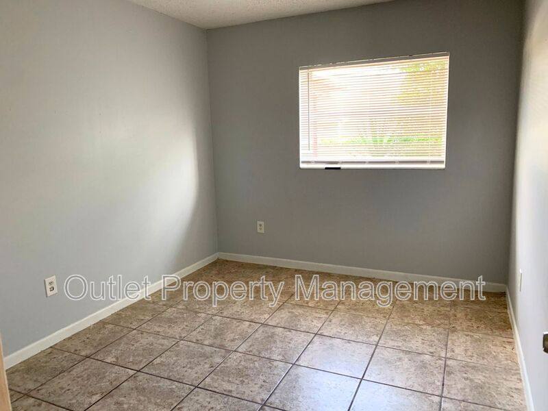Condo for rent at 5885 Dahlia Dr #113, Orlando, FL 32807