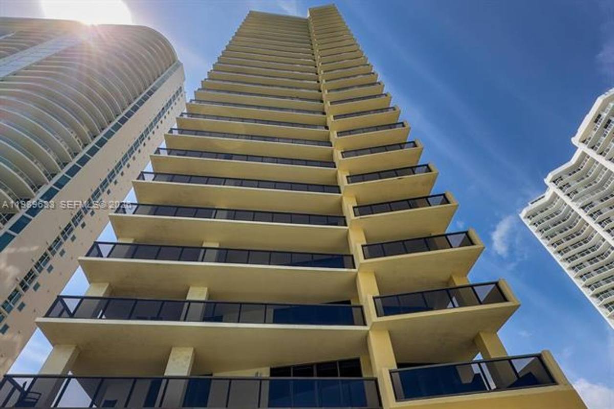 Apartment for rent at 16275 Collins Ave Appt, North Miami Beach, FL 33160