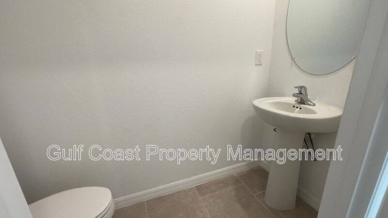 Townhouse for rent at 14195 Oviedo Place, Fort Myers, FL 33905