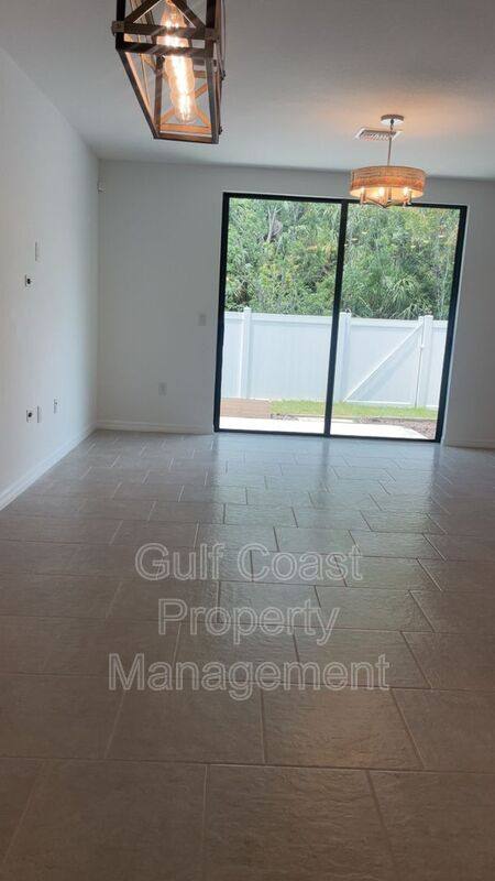Townhouse for rent at 14195 Oviedo Place, Fort Myers, FL 33905