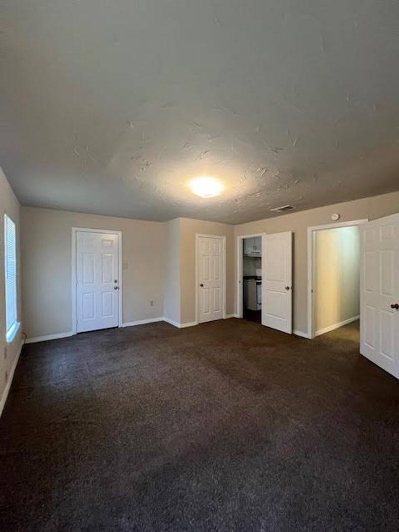 House for rent at 1906 Bosque Blvd, Waco, TX 76707
