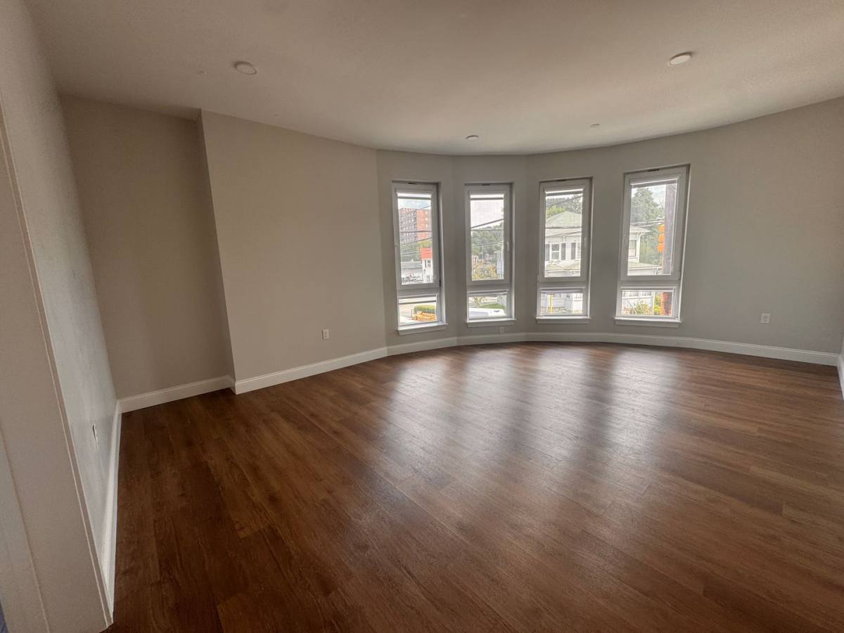 Apartment for rent at 279 Willard St, Quincy, MA 02169